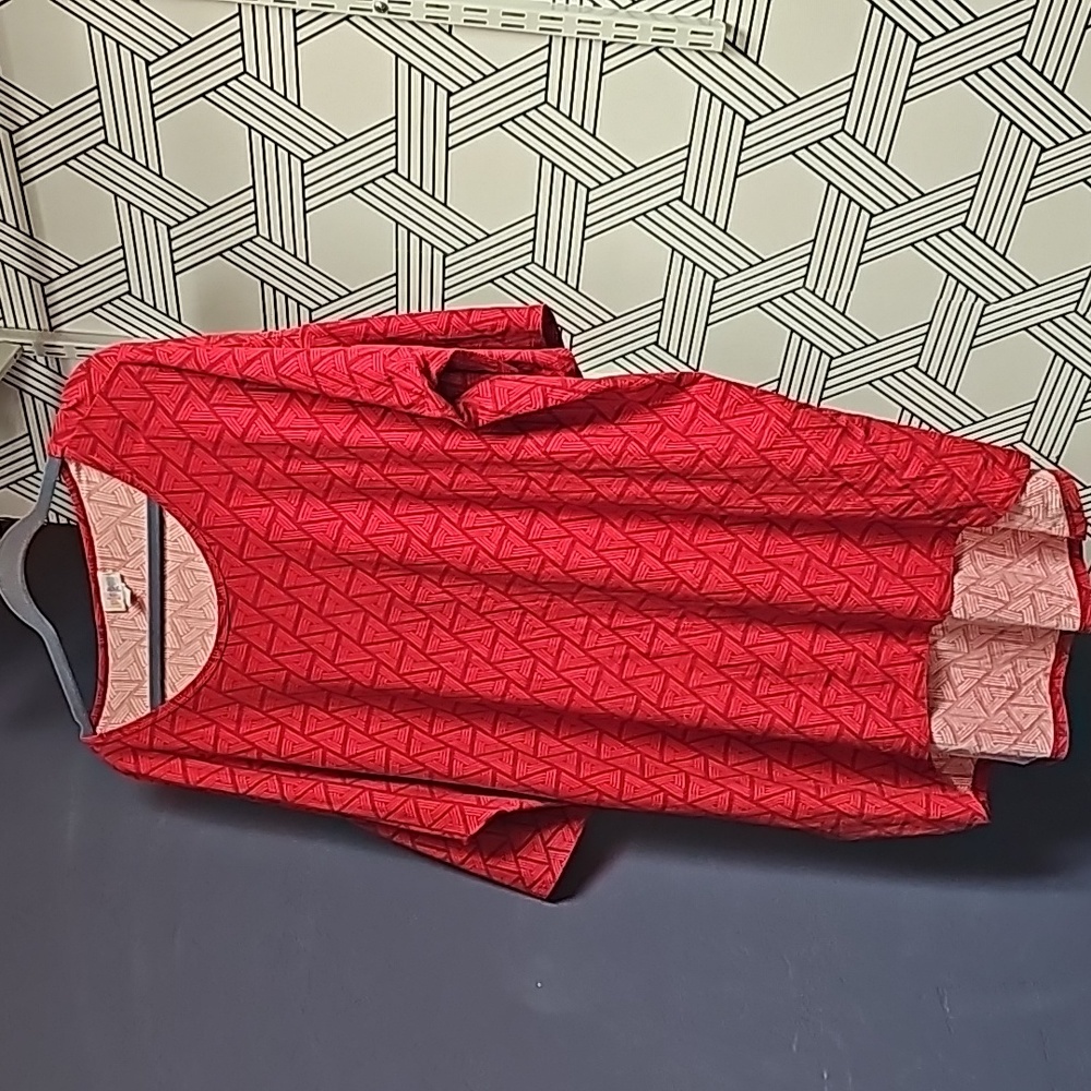 152 Ultra soft lularoe classic t